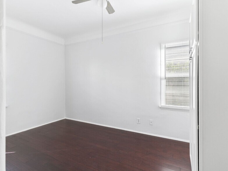 Building Photo - 432 Walnut Ave