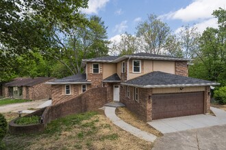 Building Photo - 10 Kennedy Ct