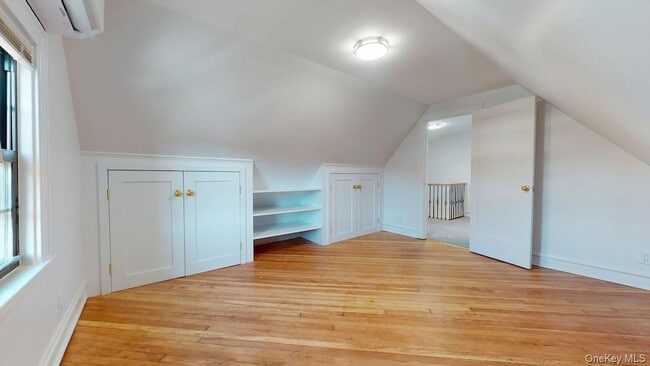 Building Photo - 88-37 62nd Dr