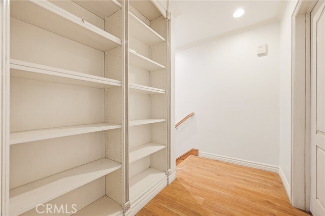 Building Photo - 523 Fairview Ave