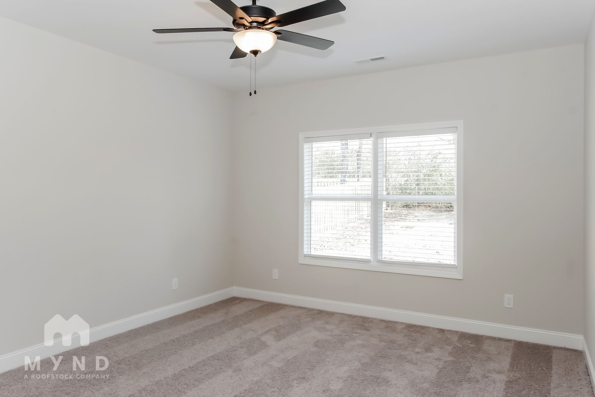 Building Photo - 149 Rose Vly Dr