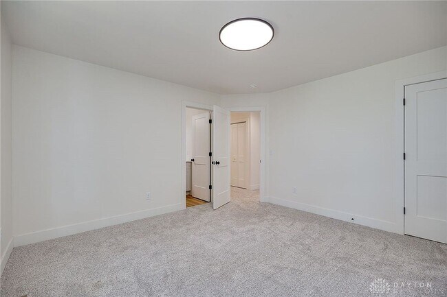 Building Photo - 4249 Pleasant View Ave