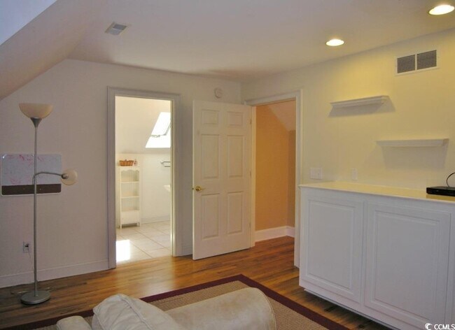 Building Photo - 44 Tillersplow Ct