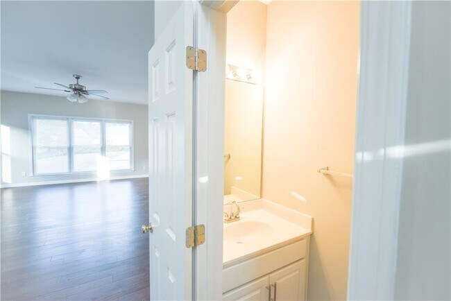 Building Photo - 4113 Glenaire Way NW