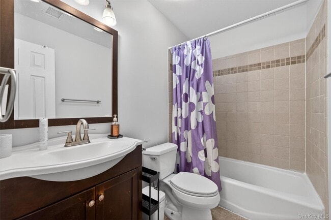 Building Photo - 36 Sycamore Ct