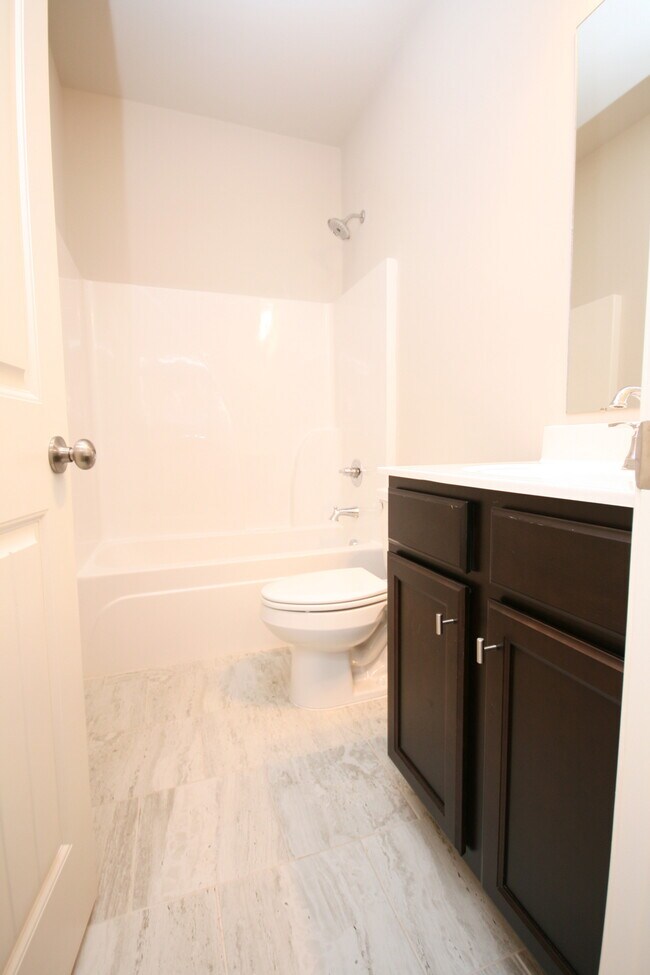 Building Photo - 7921 Gabriela Dr NW