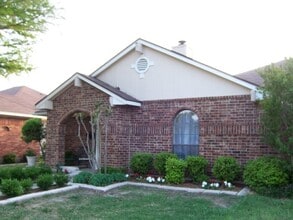 Building Photo - 243 Reeder Dr