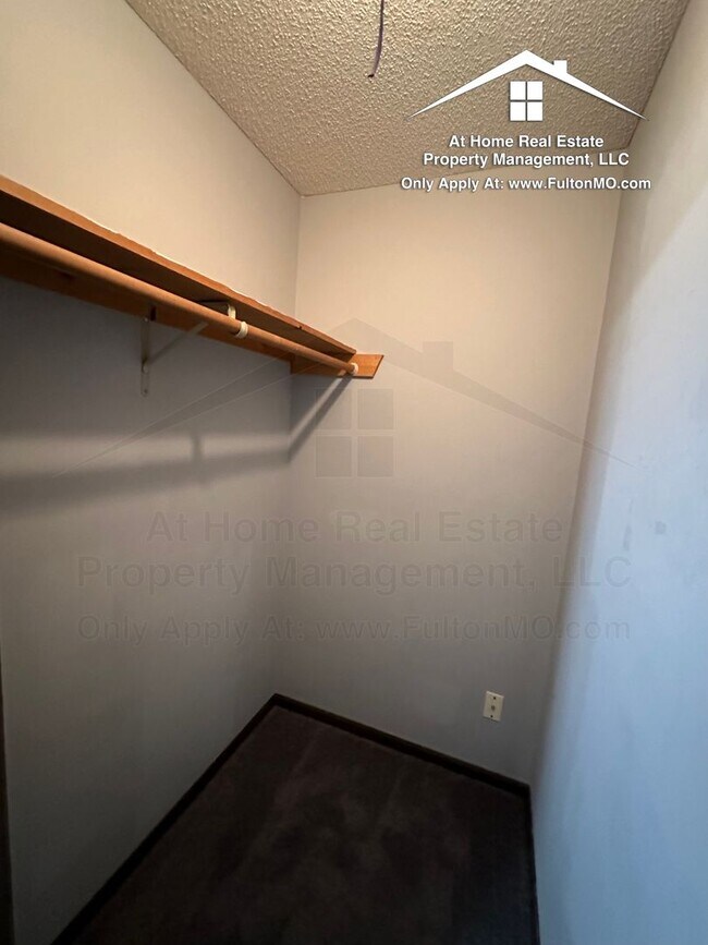 Building Photo - 531 Collier Ln