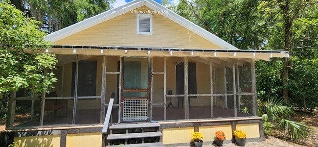 Building Photo - 1121 S Palm Ave
