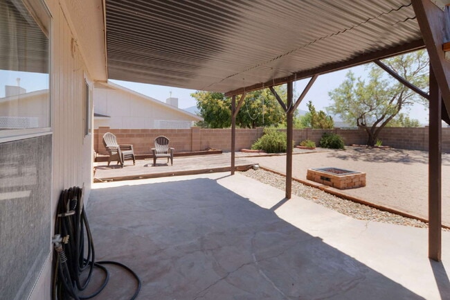 Building Photo - 2 Story Home in Rivers Edge 3 with RV Stor...