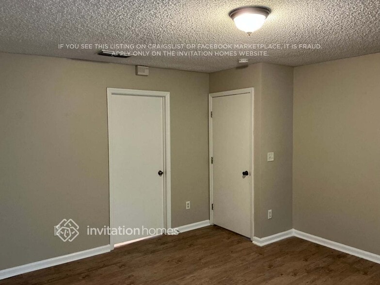 Building Photo - 13581 Ashford Wood Ct E