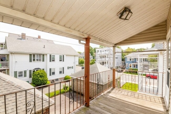 Building Photo - 57 Ardale St