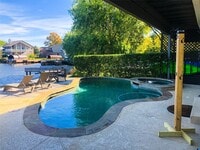 Building Photo - 45 Lakeview Village