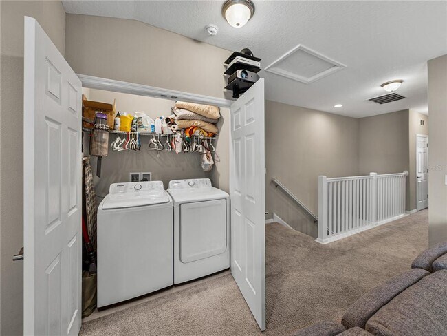 Building Photo - 29934 Southwell Ln