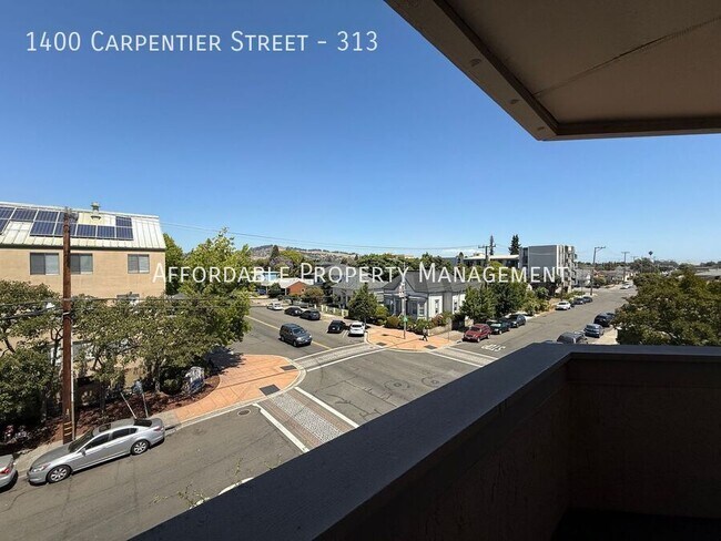 Building Photo - 1400 Carpentier St