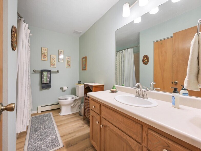 Building Photo - 2981 Bookcliff Ave