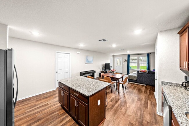 Building Photo - Where Everyday Moments Feel Like Home