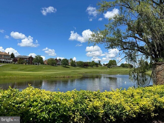 Building Photo - 43395 Briar Creek Terrace