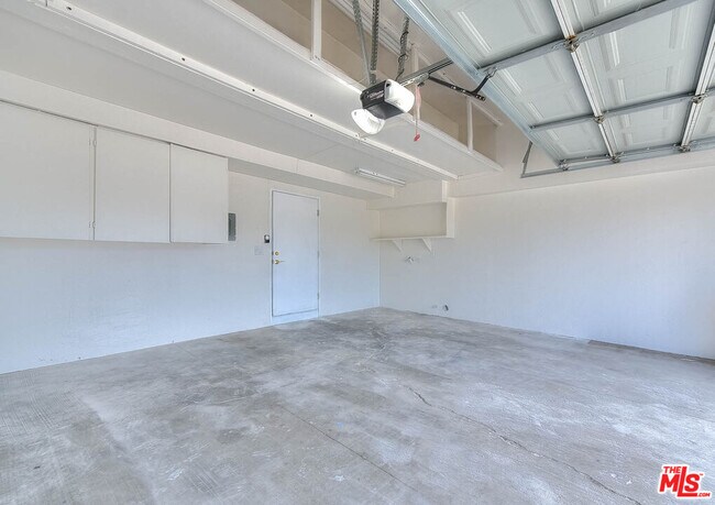 Building Photo - 13810 Funston Ave