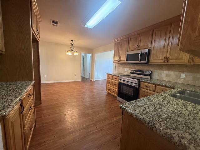 Building Photo - 4043 FM897