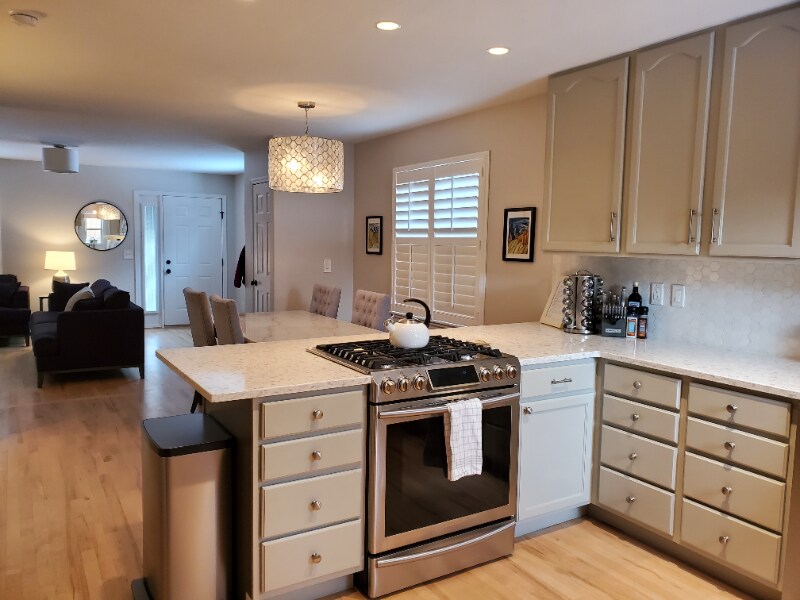 Building Photo - 419 S 3rd St W