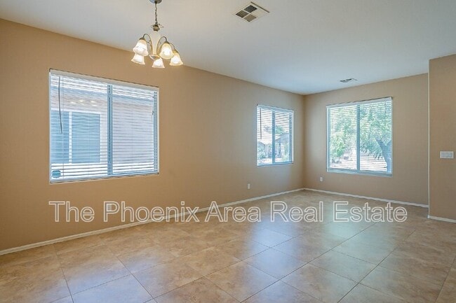 Building Photo - 44299 W Oster Dr