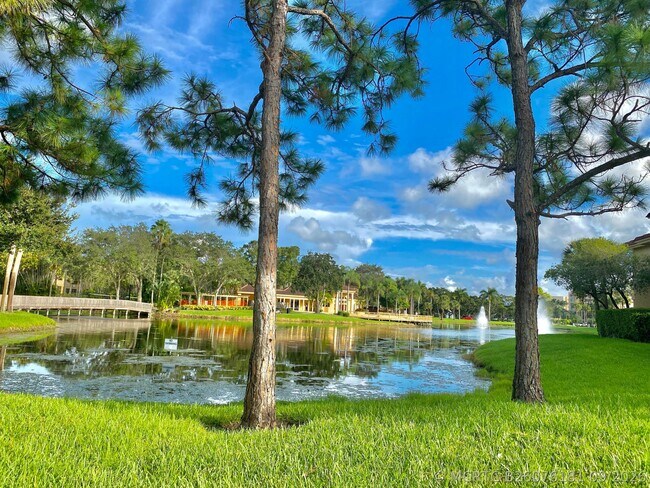 Building Photo - 4799 Via Palm Lakes