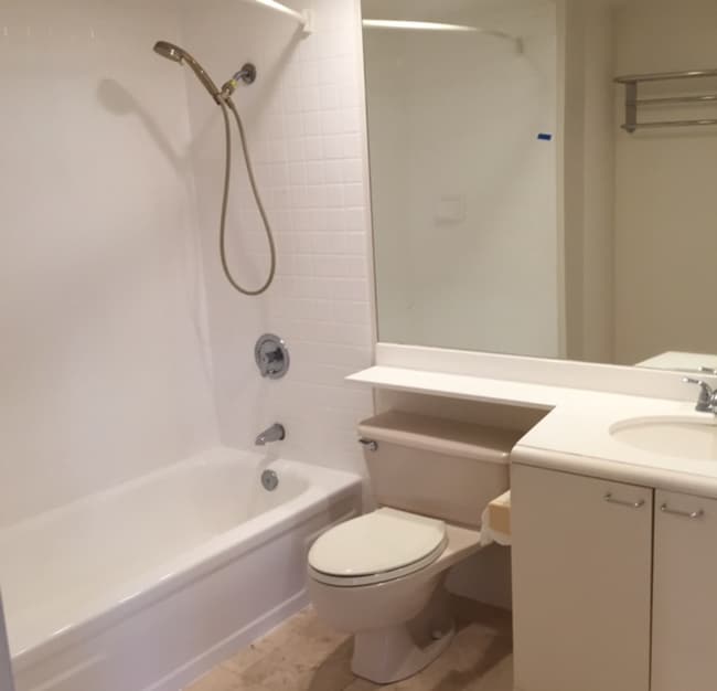 Building Photo - Honolulu Tower - High Floor, Ocean and City View!!!