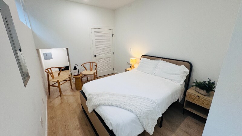 Building Photo - 11330 12th Ave NE