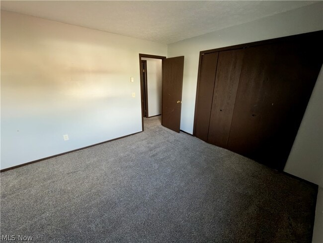Building Photo - 2814 Forest Ln