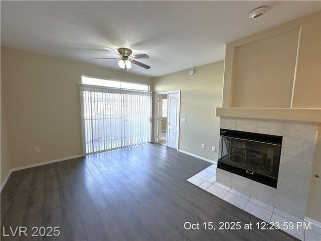 Building Photo - Fantastic Southwest first-floor unit in a ...
