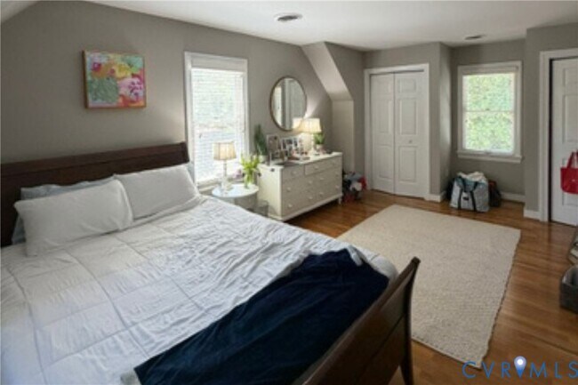 Building Photo - 504 Gaslight Dr