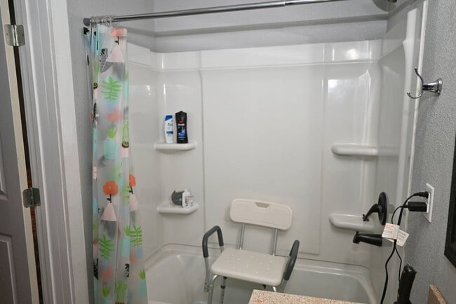 Building Photo - 1908 10th St