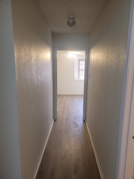 Building Photo - 17915 Summer Knoll Dr