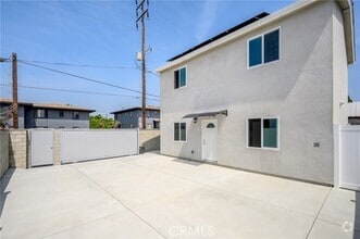Building Photo - 6647 Fair Ave