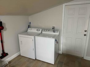 Building Photo - 2111 Warwick Rd