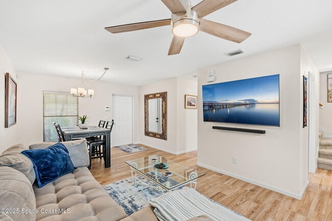 Building Photo - 1030 Luminary Cir