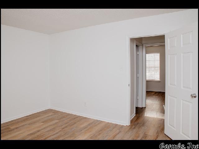 Building Photo - 721 S Valentine St