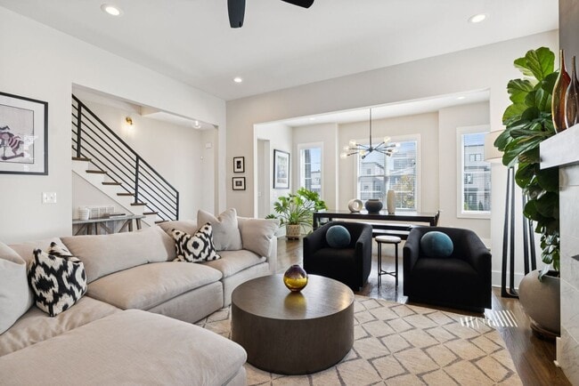 Building Photo - Experience elevated living in this beautifully crafted brick residence located in the heart of Ed...