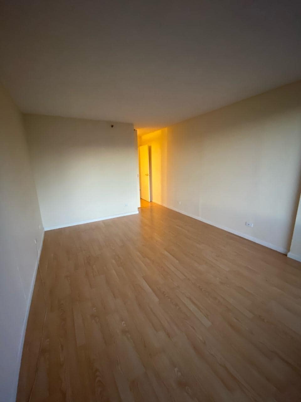 Bedroom - 440 N Wabash Ave