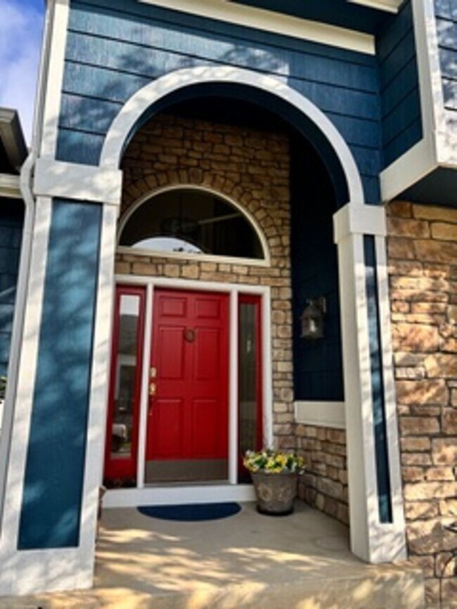 Building Photo - 815 Trail Ridge Dr