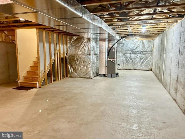 Building Photo - 2148 Danville Dr