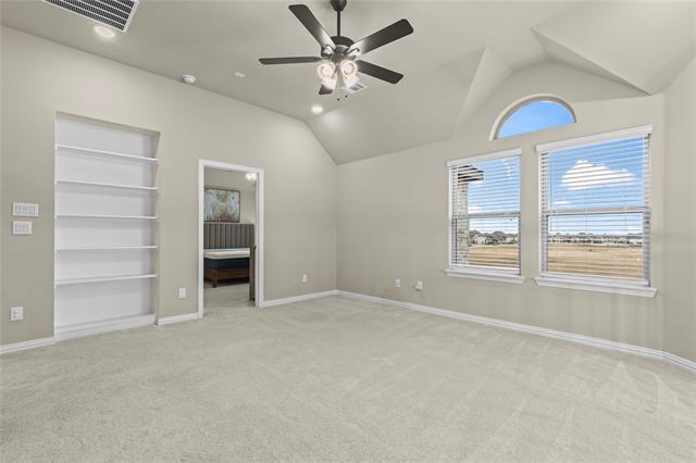 Building Photo - 14892 Hometown Dr