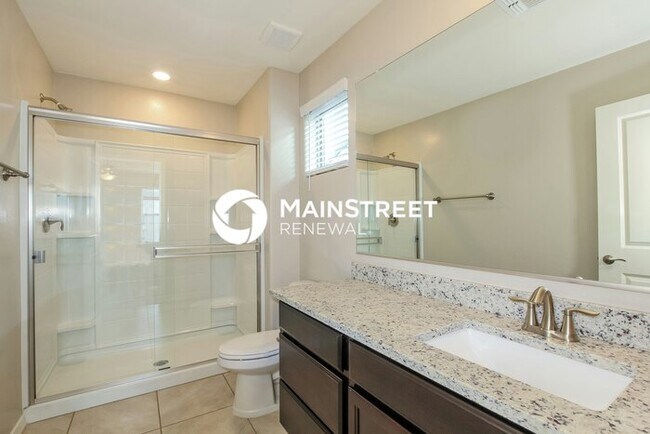 Building Photo - 3 Bedroom Pet-Friendly Home in Phoenix, AZ with Main Street Renewal