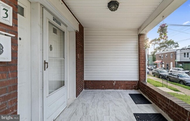 Building Photo - 6813 Ditman St