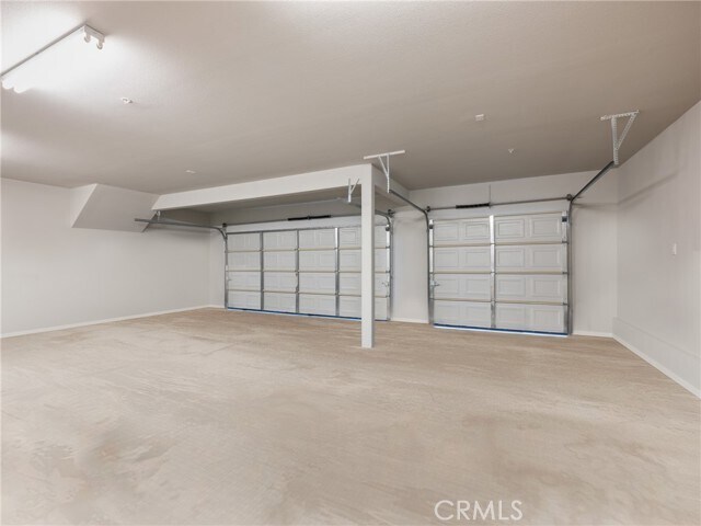 Building Photo - 8411 Buckthorn Ave