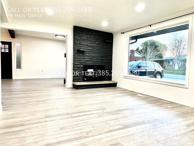 Building Photo - 5777 S Sagewood Dr