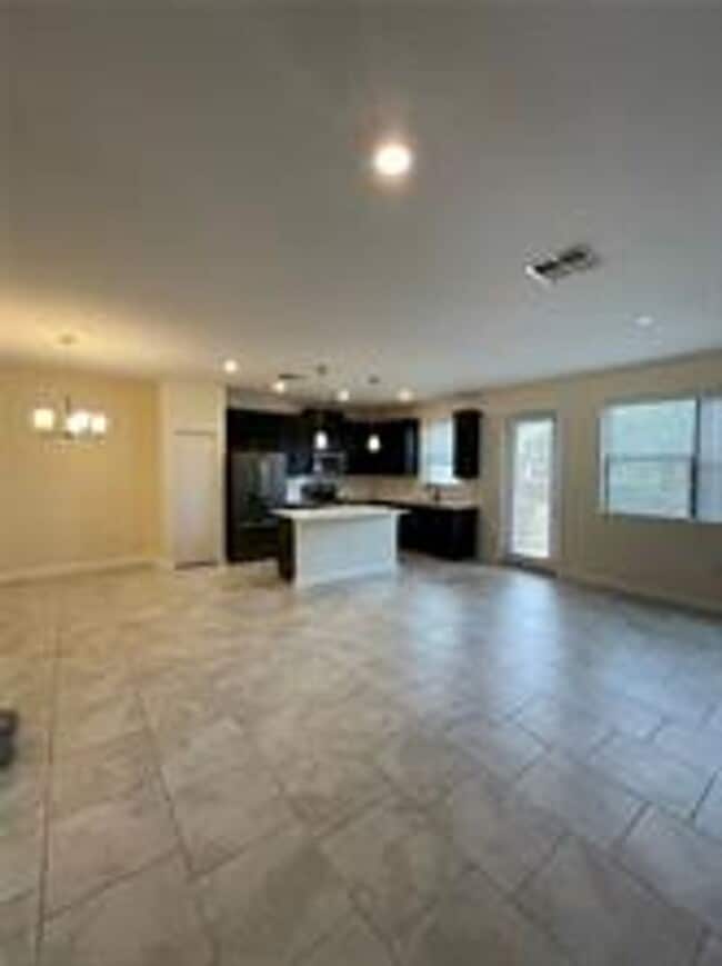 Building Photo - 1202 Payne Stewart Dr