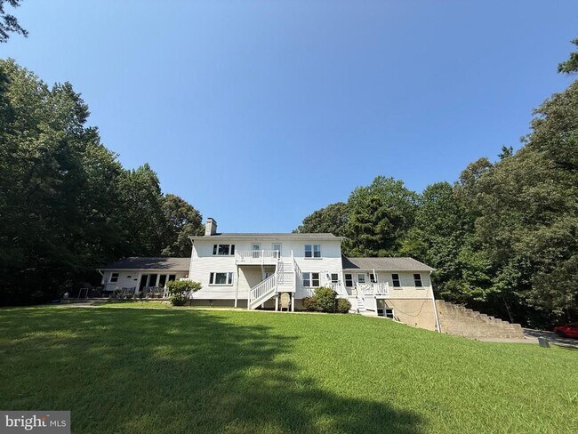 Building Photo - 46420 Rue Purchase Rd