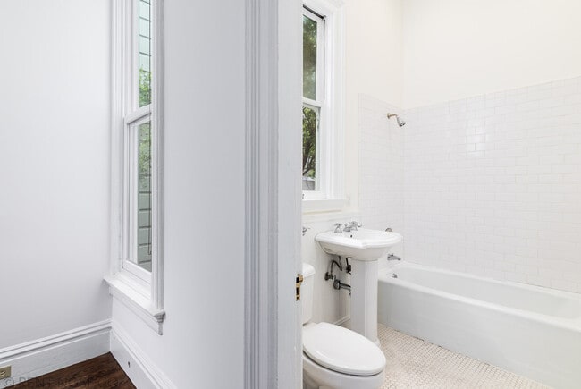 Building Photo - 3873 17th St